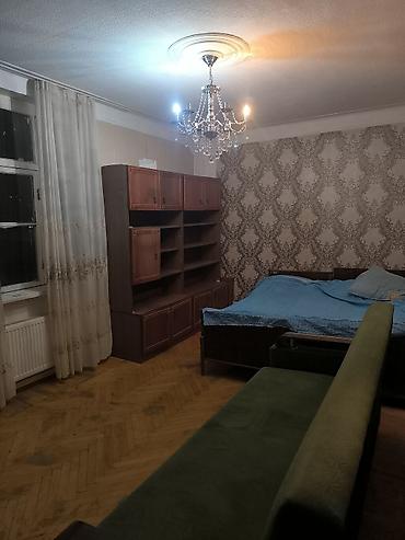 ev xaçmaz: 2 otaqli evdi mahrasada oglan telebe otaq yoldaşı ahtariram — 2