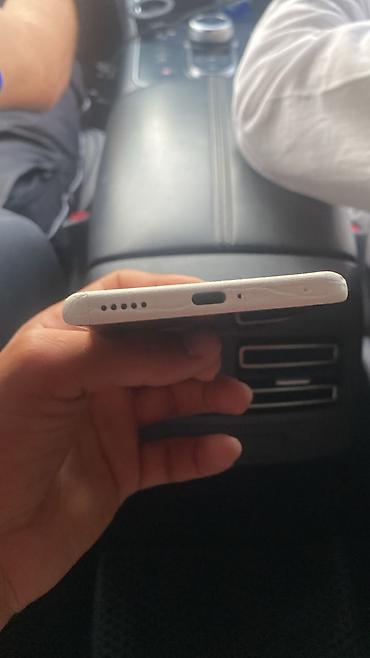 телефон fly nimbus 1: Honor x9b 5G Hec bir problemi yoxdu 256 yaddaw karopka adaptr var — 7