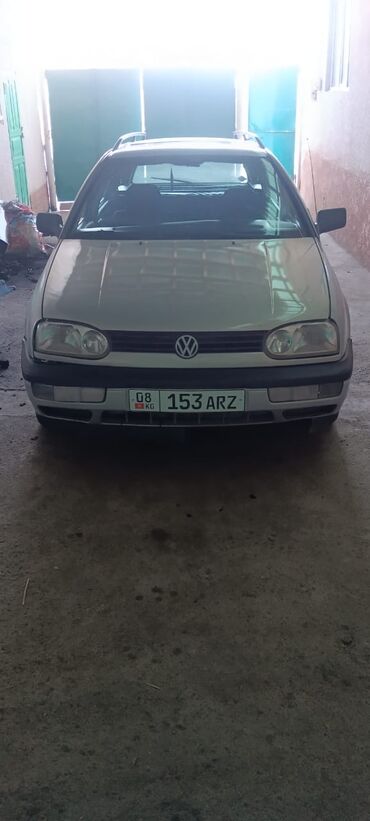 volkswagen passat машины: Volkswagen Golf: 1994 г., 1.8 л, Механика, Бензин, Универсал