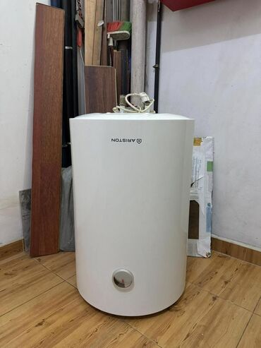 Tikiş maşınları: Ariston 80 l, Kredit yoxdur