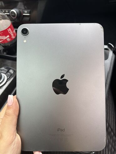 Apple iPad mini, parol ve Apple ID bilmirik, blokdadi. Zapchast kimi