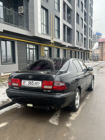 Toyota: Toyota Carina: 1997 г., 2 л, Механика, Бензин, Седан