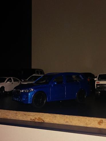 Avtomobil modelləri: Miqyaslı diecast oyuncaq avtomobil modelləri - Korpus: metal — 29