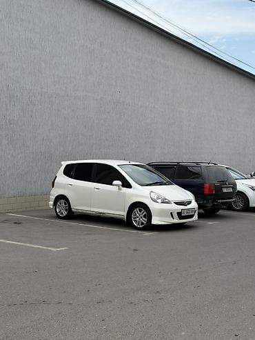 magi: Honda Fit: 2003 г., 1.3 л, Автомат, Бензин, Хэтчбэк — 10