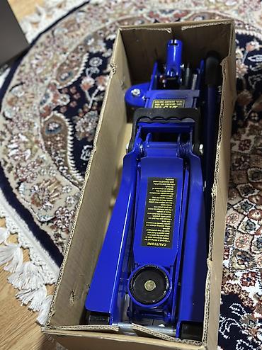 Avtomobil üçün alətlər: Məhsul: King Pro Hydraulic Floor Jack – hidravlik araba tipli domkrat — 2