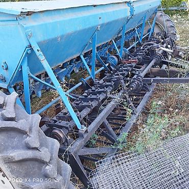 Тюковые пресс-подборщики: 🚜🚜: ТРАКТОРЫ: трактор т-150. мтз-80. сеялка зерна травяная — 8