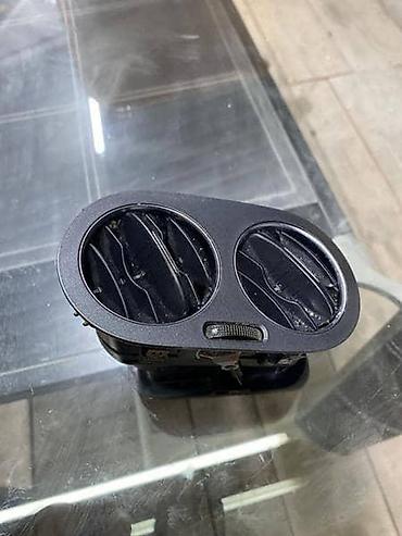 megan auto: RESETKA VENTILACIJE ZA VOLKSWAGEN TIGUAN - 5M0819759 | Resetka — 1
