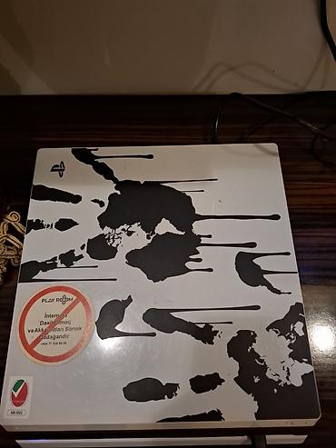 playstation 4 kreditle almaq: Ps4 pro limted edition satılır qyimet 800 azn üstünde 1 eded arginal — 2
