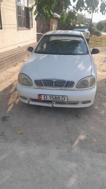домкрат для машины цена: Daewoo Lanos: 1997 г., 1.5 л, Механика, Бензин, Седан