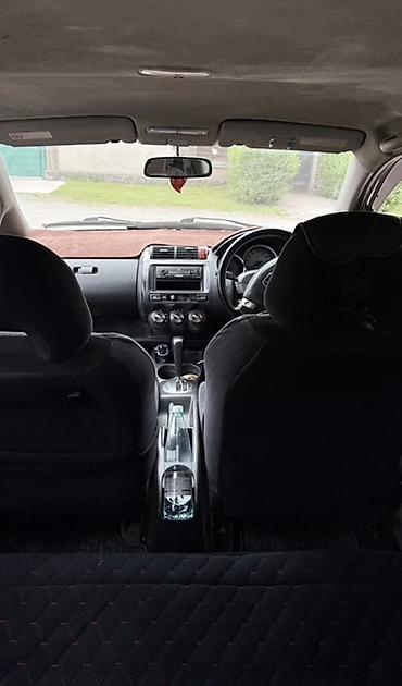 fit 2012: Honda Fit: 2003 г., 1.5 л, Вариатор, Бензин, Хэтчбэк — 7