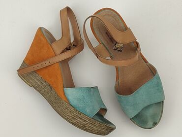 eleganckie bluzki i tuniki damskie: Sandals for women, 40, condition - Good