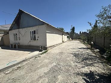 Дома: 🔥 ПРОДАЁТСЯ ДОМ С УЧАСТКОМ 8 СОТОК В АК-ОРГО 📍 Адрес: ж/м Ак-Орго — 7
