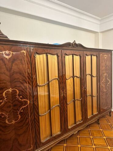 кухонный гарнитур бу: 2 односпальные кровати, Шкаф, Комод, Тумба, Румыния, Б/у