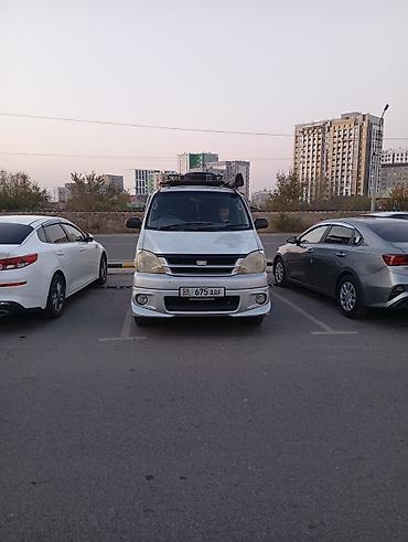 cl 7: LDV : 2000 г., 2.7 л, Автомат, Газ, Минивэн — 4