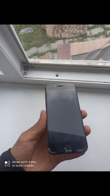 Apple iPhone: IPhone 8, Б/у, 64 ГБ, Black Titanium, Зарядное устройство, Защитное стекло, Чехол, 100 %