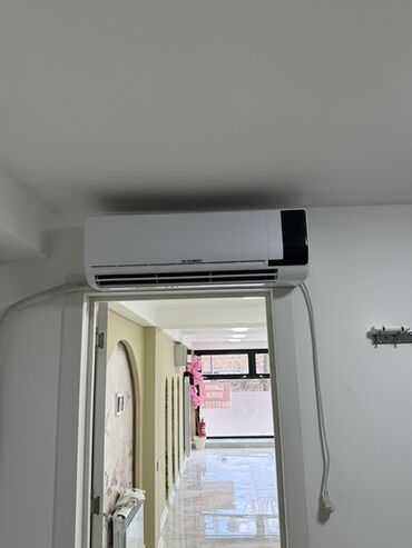 Salon, tibbi mebel dəsti: Gözəllik studiyası üçün mebel dəsti Tərkib: - Resepsiyon masası — 13