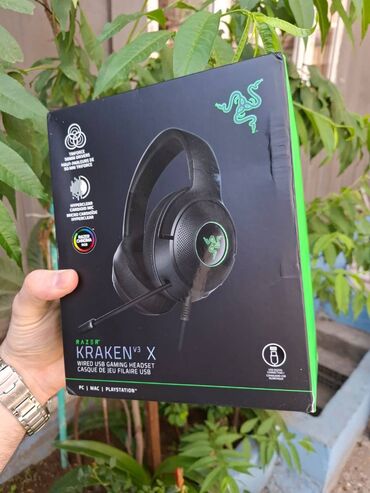 Qulaqcıqlar: Yeni Simli Qulaqcıqlar, Razer