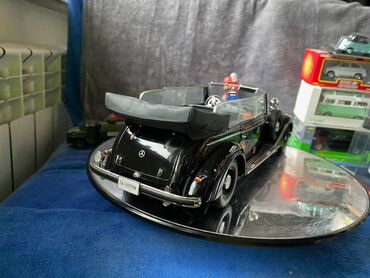 Avtomobil modelləri: Коллекционная модель Mercedes-Benz 770K Pullman W150 Black 1938 Road — 11