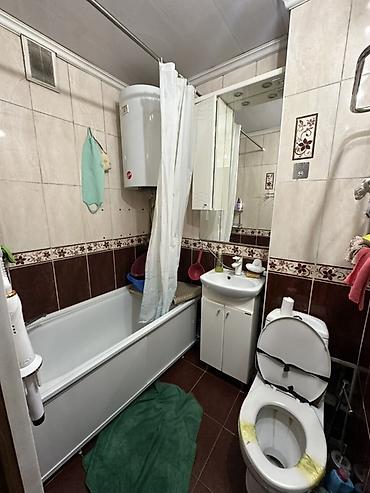 лумумбы: 3 комнаты, 60 м², Кудайберген авторынок 104 серия, 1 этаж — 4