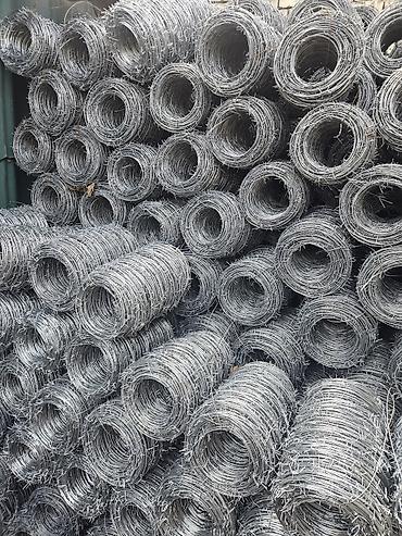 Сетка рабица: Сетка и колючая проволока (оцинкованные рулоны) Габион сетка оптом — 2