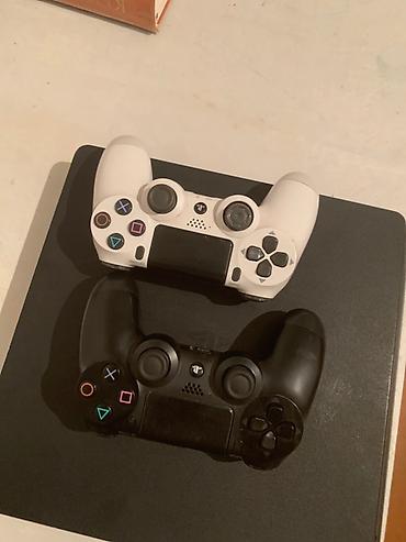тез арада: Игровая приставка Sony PlayStation 4 Slim в черном корпусе. Компактная — 4