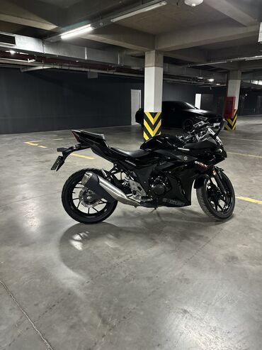 Мотоциклы: Продаю SUZUKI GSX250R г.в.: 11.2021 пробег: 8.400 км — 7