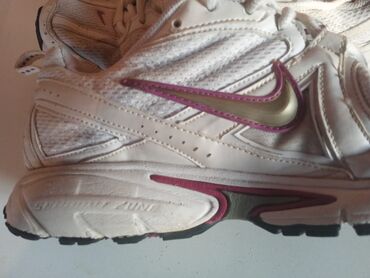 gumene cizme novi sad: Nike, 40, color - White