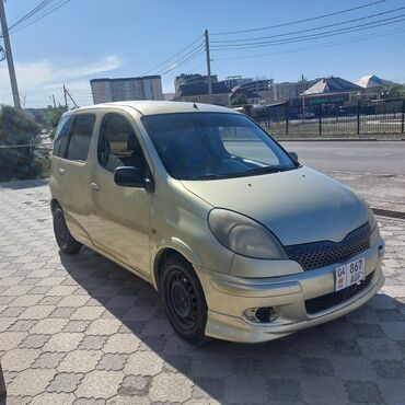 самая дорогая машина в кыргызстане 2023: Toyota Yaris Verso: 2000 г., 1.5 л, Автоматтык, Бензин, Универсал