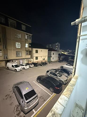 Mənzil kirayələyirəm: 3 otaqlı, 75 kv. m — 20