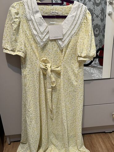 платье с белым воротником: Күнүмдүк көйнөк