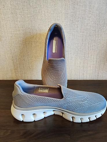 Кроссовки, 39, 39.5, 40, Skechers, Новый, цвет - Серый, Самовывоз