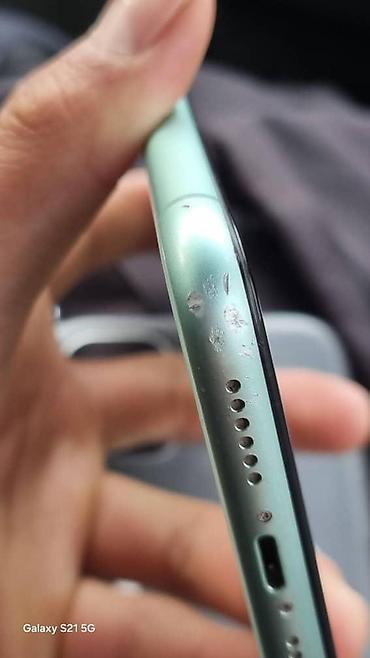 Apple iPhone: IPhone 11, Б/у, 64 ГБ, Голубой, Чехол, 76 % — 10