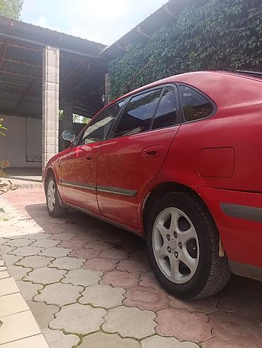 Транспорт: Mazda 626: 1998 г., 2 л, Механика, Бензин, Хэтчбэк — 3