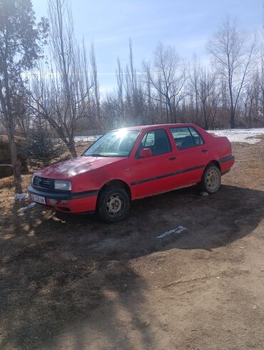 мотор камри: Volkswagen Vento: 1998 г., 1.8 л, Механика, Бензин, Седан