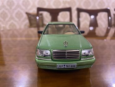 Avtomobil modelləri: W140 Wessot Tezedir.Diecast firmasi 1:24 olcu demir