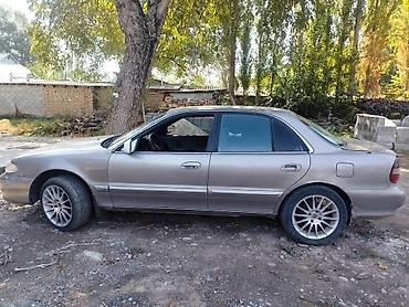 Унаа сатуу: Hyundai Sonata: 1998 г., 2 л, Кол менен иштөөчү, Бензин, Седан — 6