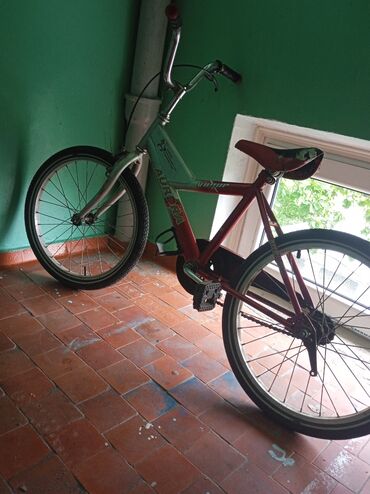 красные детские туфли: Велосипед 8-13 лет . 3200