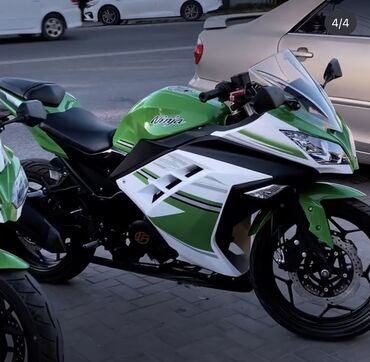 мотоциклы маленькие: Спортбайк Kawasaki, 250 куб. см, Бензин, Чоңдор үчүн, Колдонулган