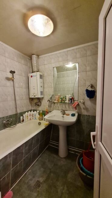 Köhnə tikili: Bakı, 3 otaqlı, Köhnə tikili, 60 kv. m — 8