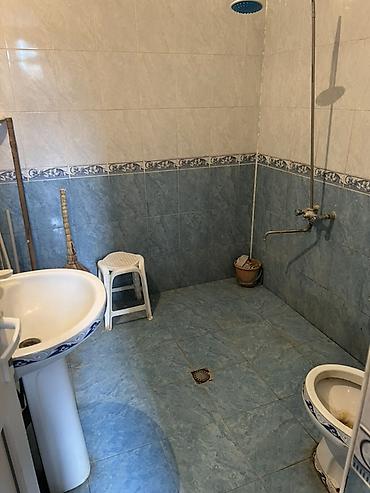 2 m: Kirayə üçün 2 otaqlı mənzil (mebellə) - Otaqlar: 2 ayrı otaq, dəhliz — 8