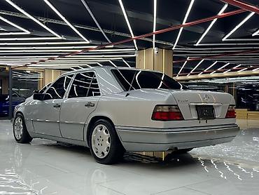 Mercedes-Benz: Mercedes-Benz E-Class: 1994 г., 2.2 л, Автомат, Бензин, Седан at lalafo.kg — 4 Mercedes-Benz: Mercedes-Benz E-Class: 1994 г., 2.2 л, Автомат, Бензин, Седан — 4