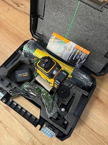 Лазерные уровни: Лазерный нивелир с зеленым лучом в комплекте с защитным оранжевым — 11