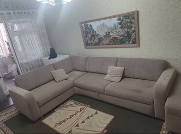 реальному: Угловой диван, цвет - Коричневый, Б/у