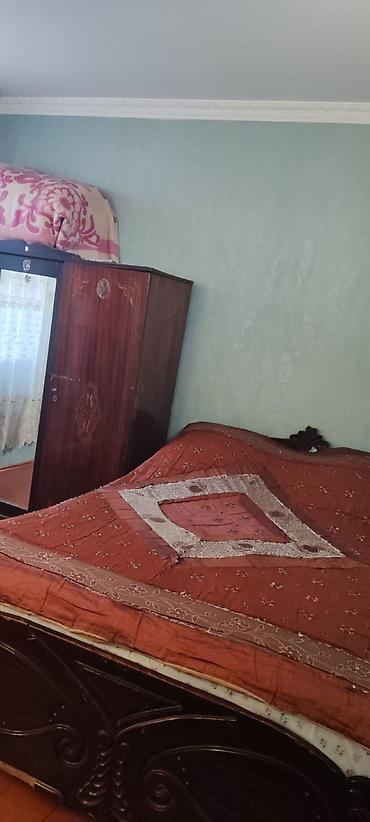evlər studiya: Kirayə verilir: 1 otaqlı kiçik mənzil (studiyaya bənzər plan) Təsvir — 1