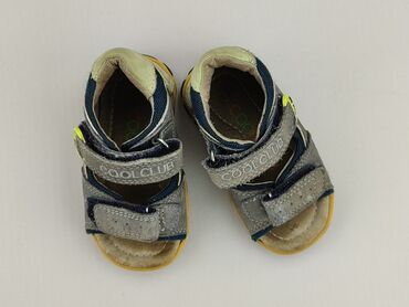 Baby shoes: Baby shoes, 19, condition - Good