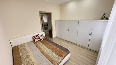 Долгосрочная аренда квартир: 3 комнаты, Риэлтор, Без подселения, С мебелью полностью — 9