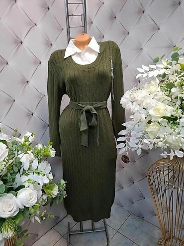 Haljine: Pleteni ženski komplet-haljina - Model: pripijena pletena haljina do — 3