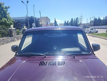 m50 i moti: VAZ (LADA) 4x4 Niva: 1.7 l | 2000 il 10000 km Universal — 5