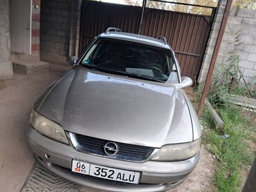 Opel: Opel Vectra: 1999 г., 1.8 л, Механика, Бензин, Универсал