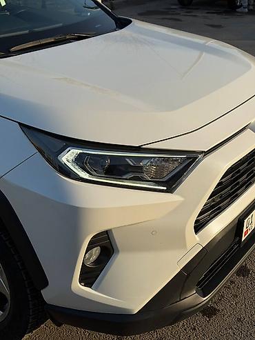 range rover evoque: Toyota RAV4: 2021 г., 2.5 л, Гибрид, Кроссовер — 8